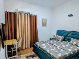 Appartement à neuf pièces - Image 3